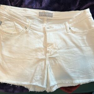 White jean fringe Rock & Republic shorts